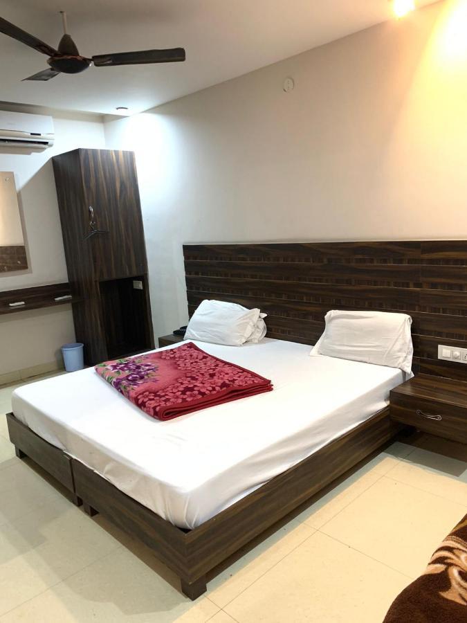 Hotel Sukhman Residency Amritsar Ngoại thất bức ảnh