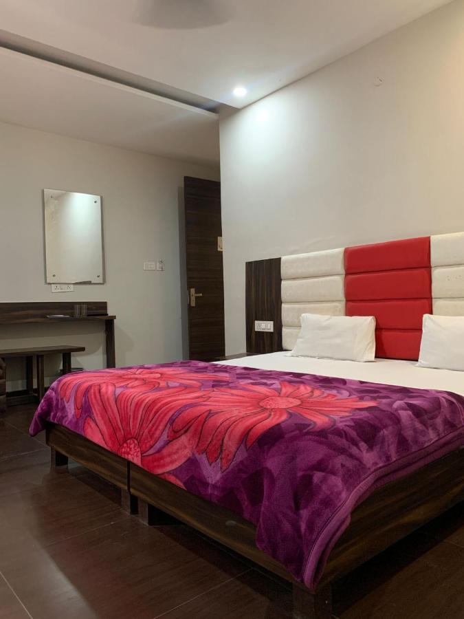 Hotel Sukhman Residency Amritsar Ngoại thất bức ảnh