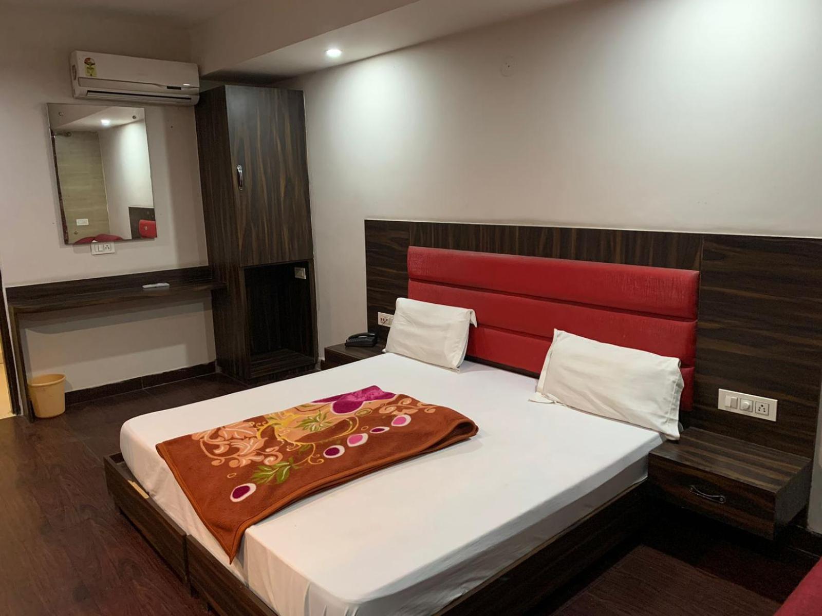Hotel Sukhman Residency Amritsar Phòng bức ảnh