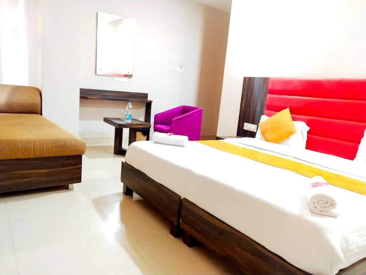Hotel Sukhman Residency Amritsar Ngoại thất bức ảnh